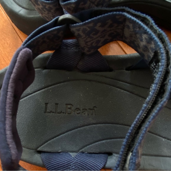 L.L Bean Sandals - Picture 4 of 6